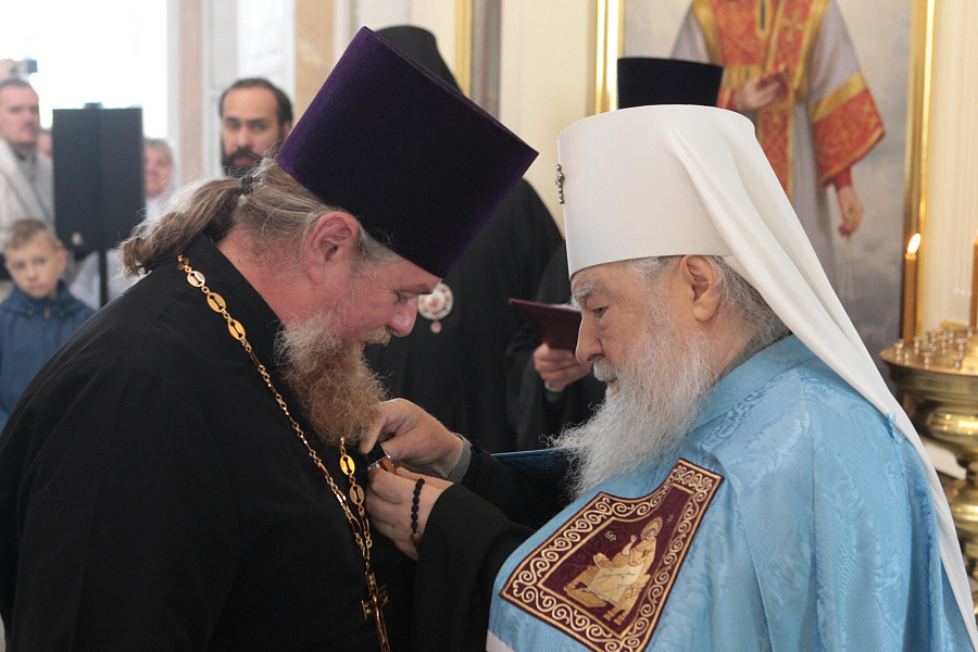 Великое освящение Казанского храма села Дединово
